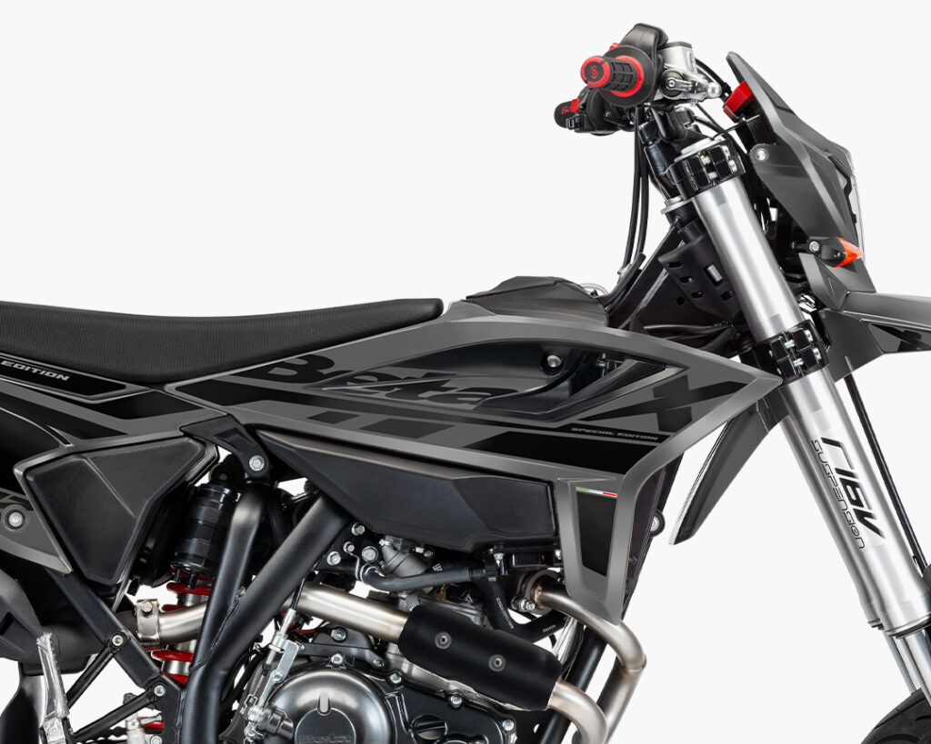 BETA RR Motard 4 T 125 T X Special Edition details